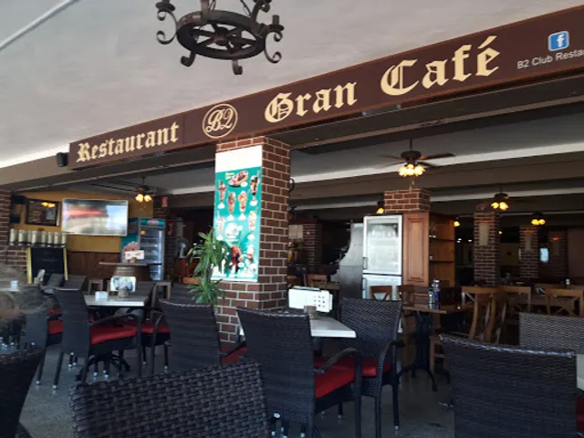 B2 Playa Restaurant & Cocktail Bar