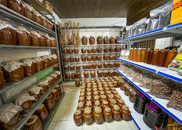 Pai R’Lăm - Cơm Lam Gà Nướng Hồ Lăk