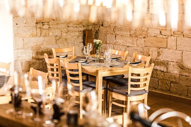 Elwetritschestubb, Restaurant, Weinstube