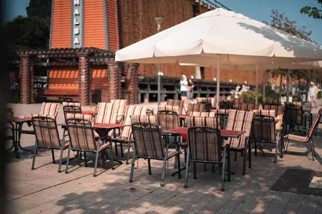 Perle Sarde I Vinoteca & Ristorante - Sardische Spezialitäten