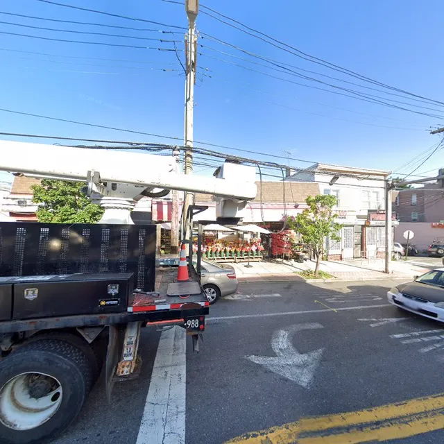 Saw Mill Mini-Market