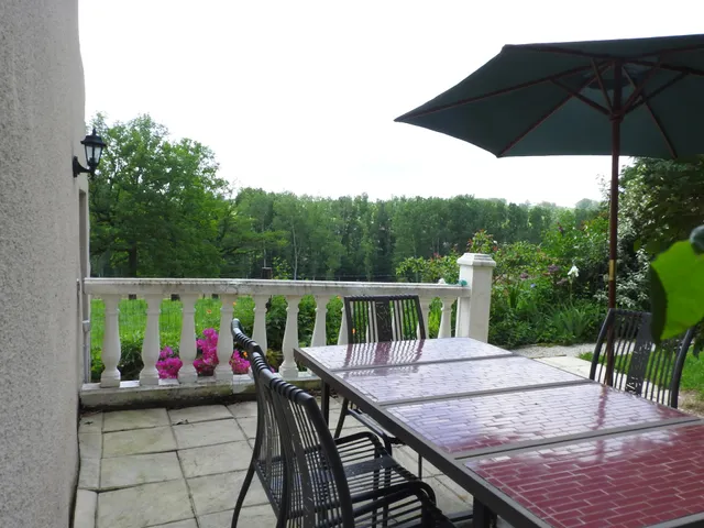 Gites La Charmatière - Les 3 Précieux : Location gites à la campagne dans les Monts du Lyonnais, Rhône, Auvergne-Rhône-Alpes