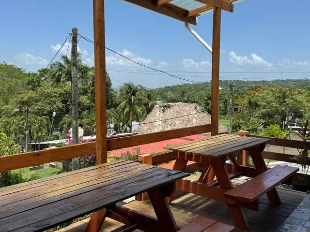 Lola’s Restaurant and Bar