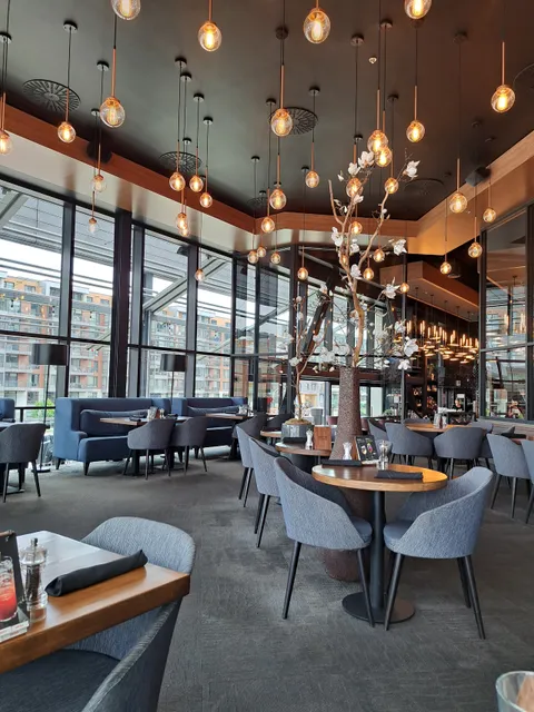 Bâton Rouge Grillhouse & Bar