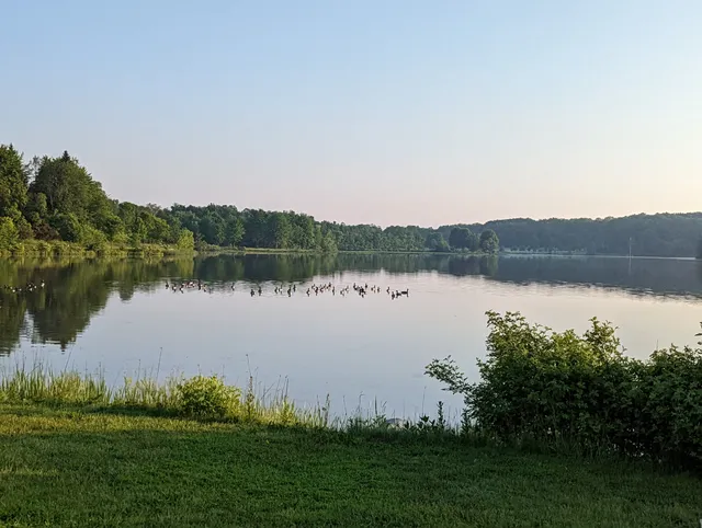 Aurora Sunny Lake Park