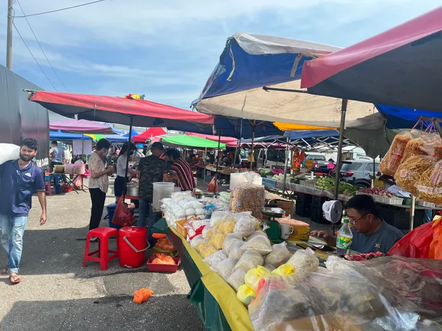 Pasar Malam Taman Chi Liung - Rabu