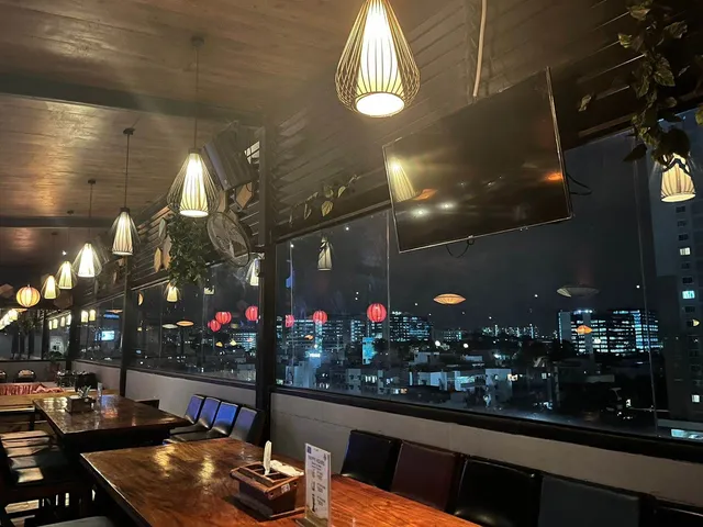 Gilly's - Bannerghatta Road