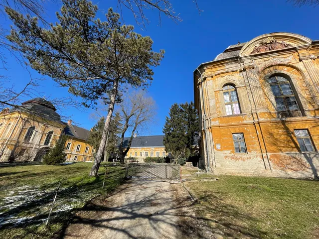 Podmaniczky-kastély