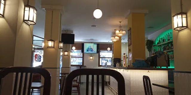 Mamajuana Restaurante Dominicano en Vallecas /RESTAURANTE DOMINICANO EN VALLECAS