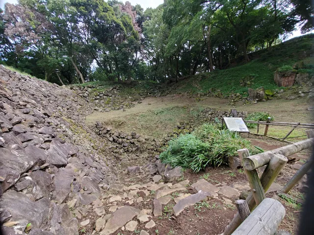 Ishigakiyama Castle Historical Park