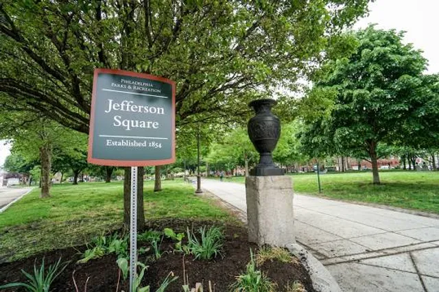 Jefferson Square Park