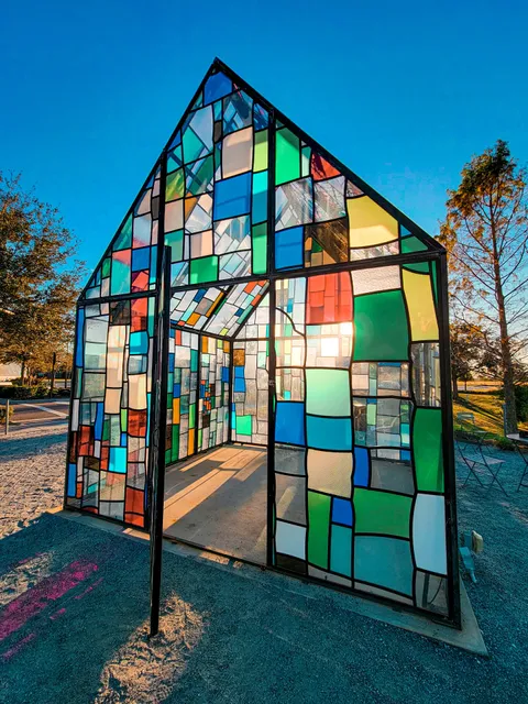 Tom Fruin's Glass House