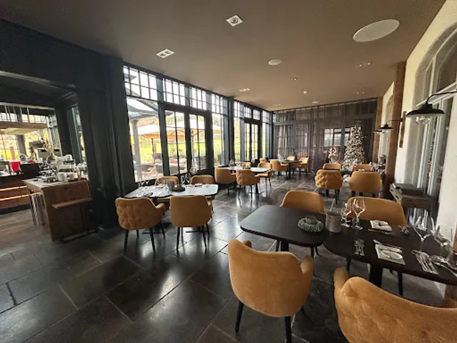 Restaurant The First