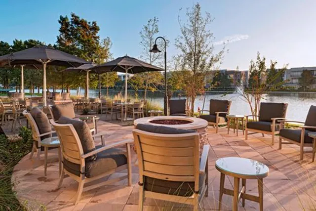 Courtyard by Marriott Houston Sugar Land/Lake Pointe