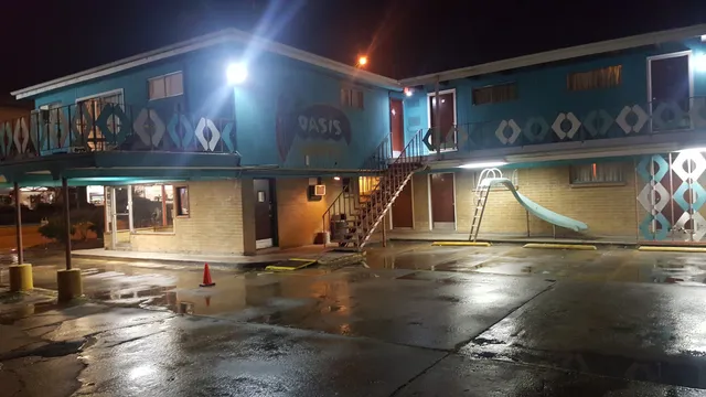 Oasis Motel