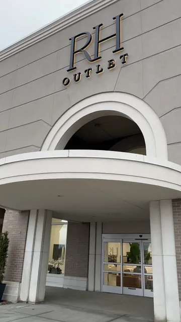 RH Outlet Indianapolis
