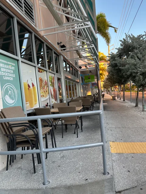 Another Broken Egg Cafe