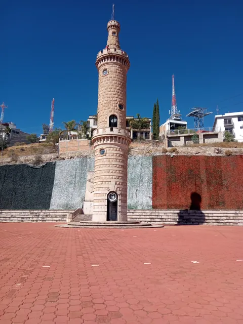 Monument to the flag