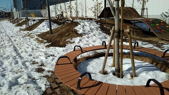 Hibarigaoka Sakuranomichi Park