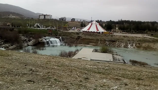 Velayat Park