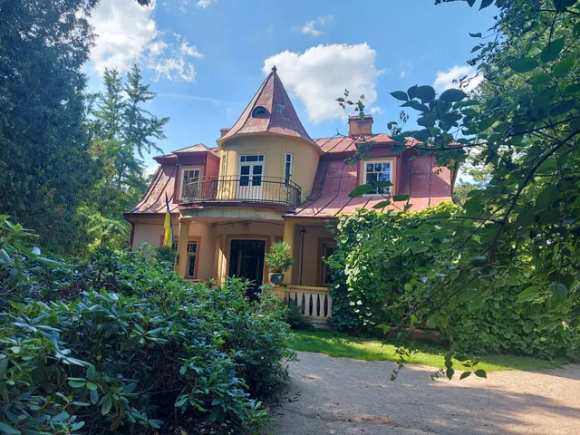 Tadas Ivanauskas Obelynė memorial residence - museum