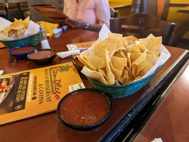 Marketplace At Locust Grove