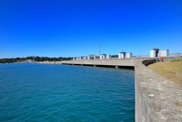 Barrage and tidal power Rance