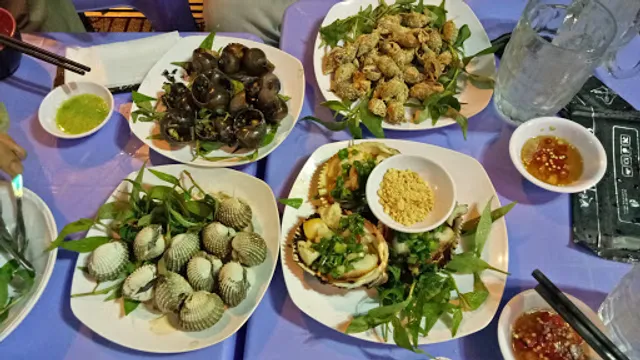 Hoa Seafood Restaurant