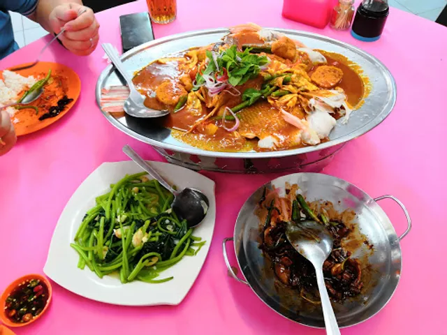 Restoran Lam Chye | 霖仔 • 家乡• 饭店