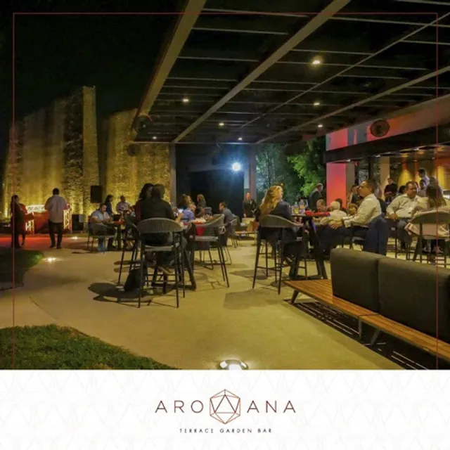 Arowana Terrace Garden Bar