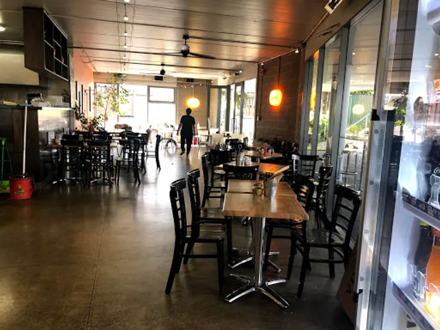 Momento Cafe Hospital