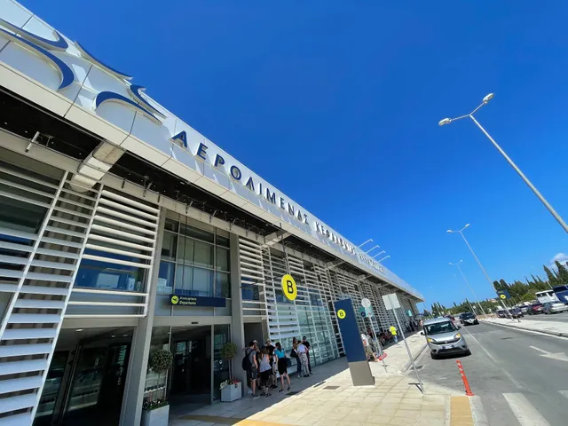 Αεροδρόμιο Κεφαλονιάς «Άννα Πολλάτου» (Kefalonia Airport “Anna Pollatou”)