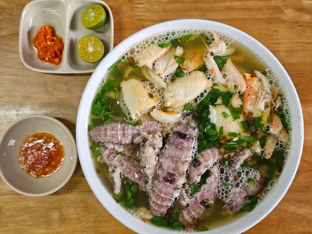 BÁNH CANH GHẸ - CÔ BA MIỀN BIỂN