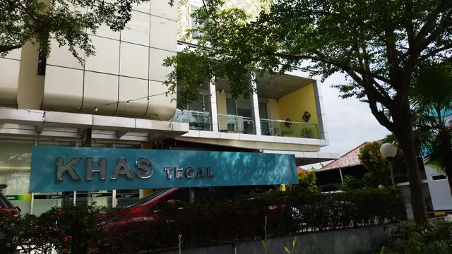 KHAS Tegal Hotel