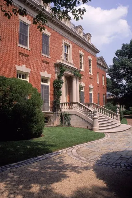 Dumbarton House