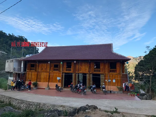 Ma Pi Leng Homestay & Restaurant