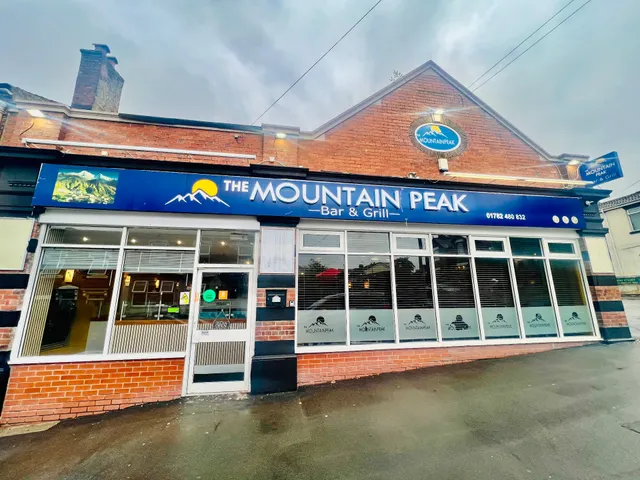 The Mountain peak Bar & Grill