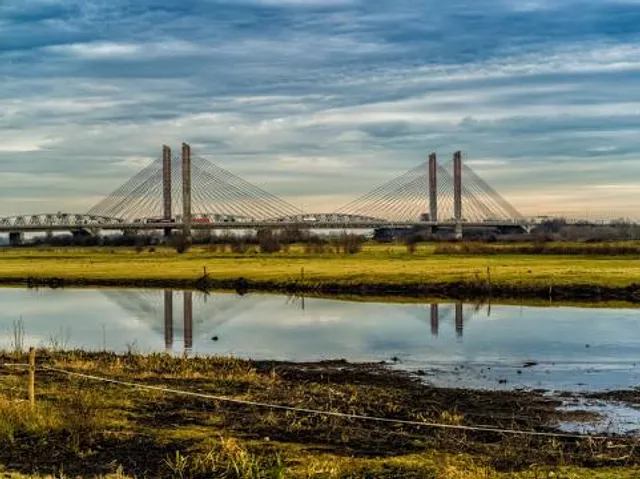 Martinus-Nijhoff-Brücke