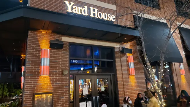 Yard House