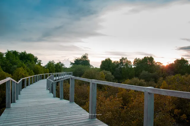 Bakawan Eco-park Beach