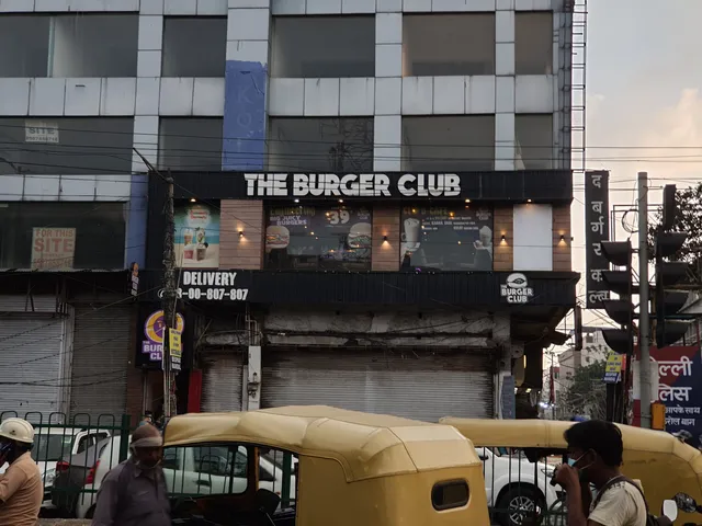 The Burger Club Karol Bagh