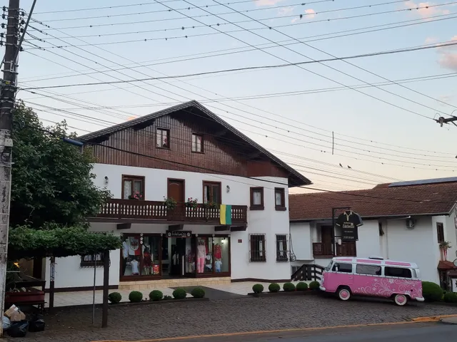 Hospedagem Da Escultora