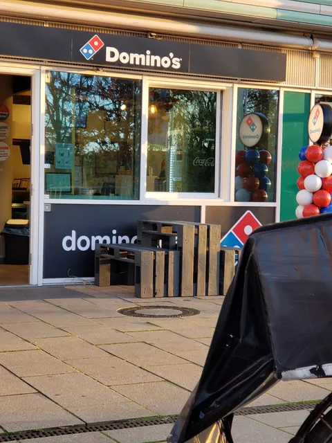 Dominos Pizza