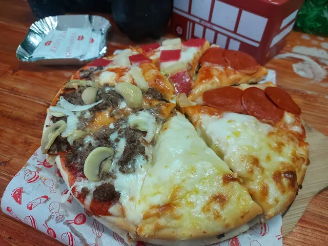 The Pizza Burger- Antipolo, Rizal