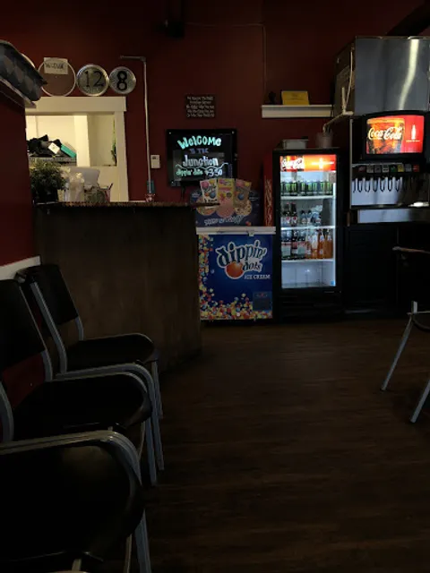 The Junction Pizzeria & Grill