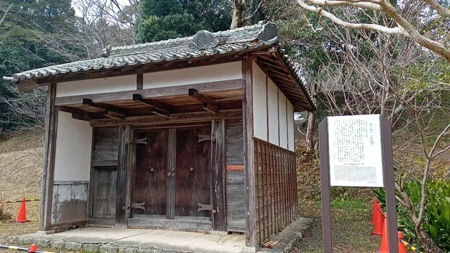 Fujimimon (Nagayamon)