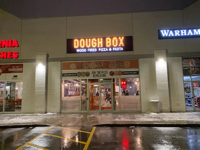 DoughBox Wood Fired Pizza & Pasta - Heartland Mississauga