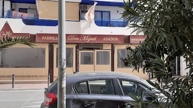 "Don Miguel" Asador y terraza