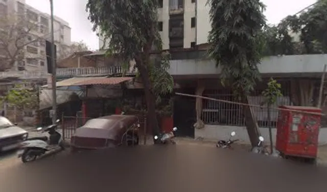 Yang's Chinese beauty parlour