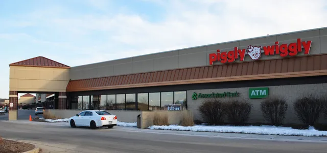 Stinebrink’s Lake Geneva Piggly Wiggly